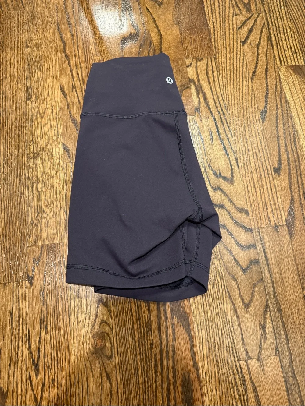Lululemon bike shorts, size 6